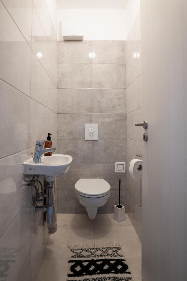 Cesar Apartman Sopron Exterior foto